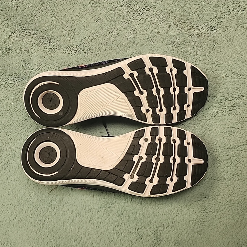 Under Armour Threadborne Fortis - image 2